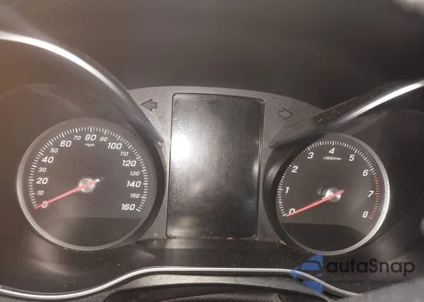 2016 Mercedes-Benz C 300 Sport 4Matic z USA, uszkodzony, nr VIN 55SWF4KBXGU111714